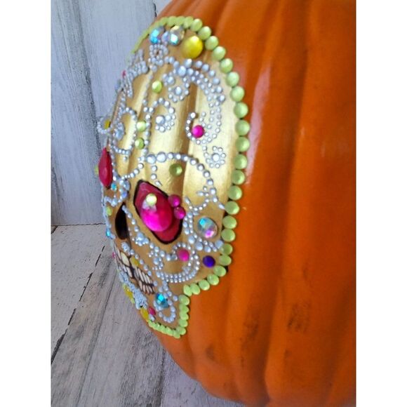 Gold sugar skull pumpkin beaded jack-o'-lantern unique prop Halloween deco - Picture 3 of 8